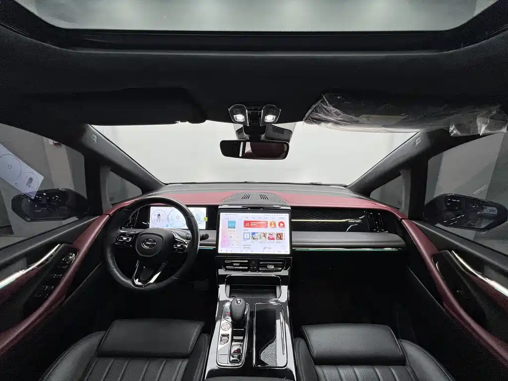GAC Motor Trumpchi M8 — фото 9