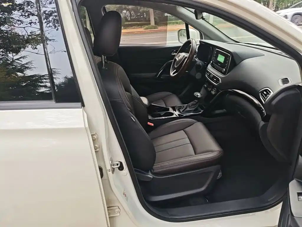 GAC Motor Trumpchi GS4 — фото 25