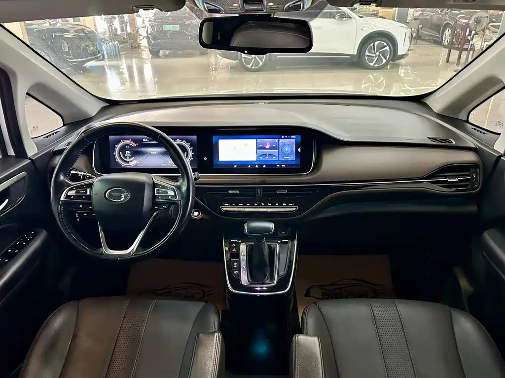 GAC Motor Trumpchi M6 — фото 18