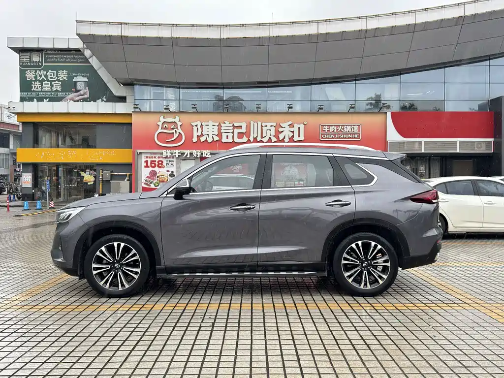 GAC Motor Trumpchi GS5 — фото 5