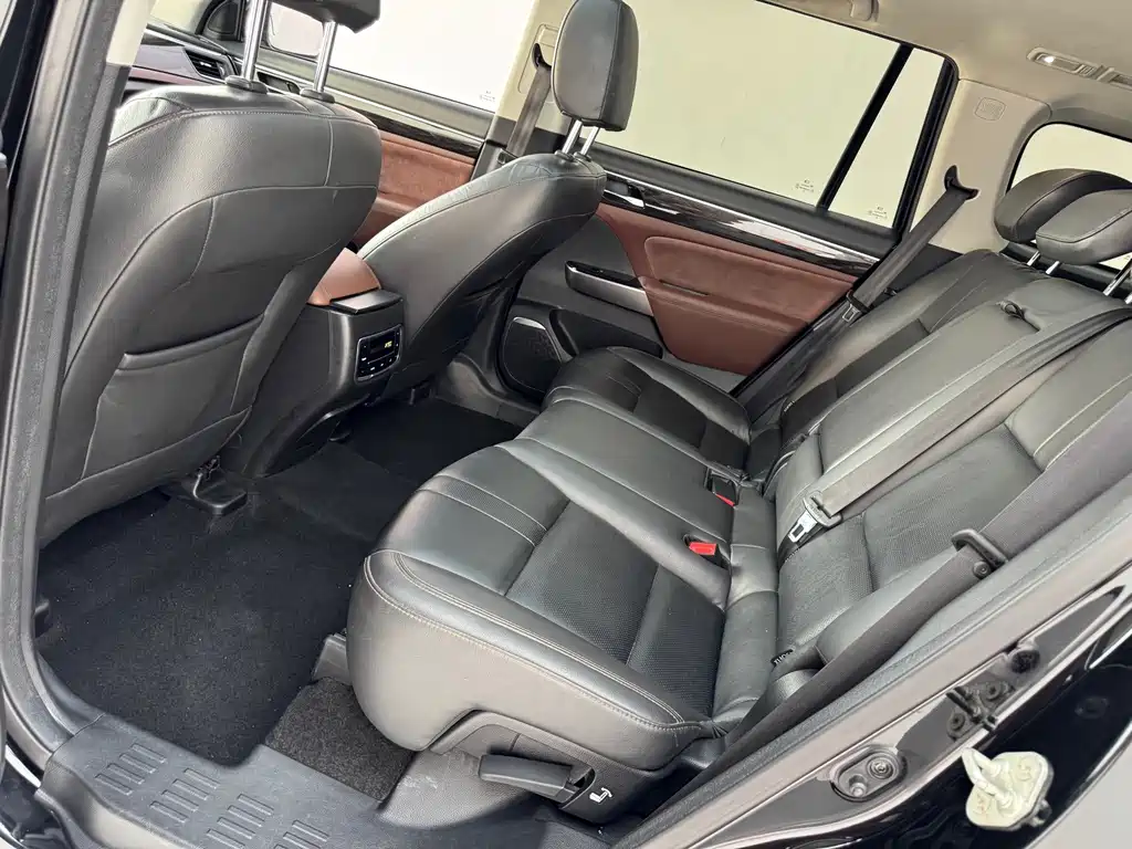 GAC Motor Trumpchi GS8 — фото 3