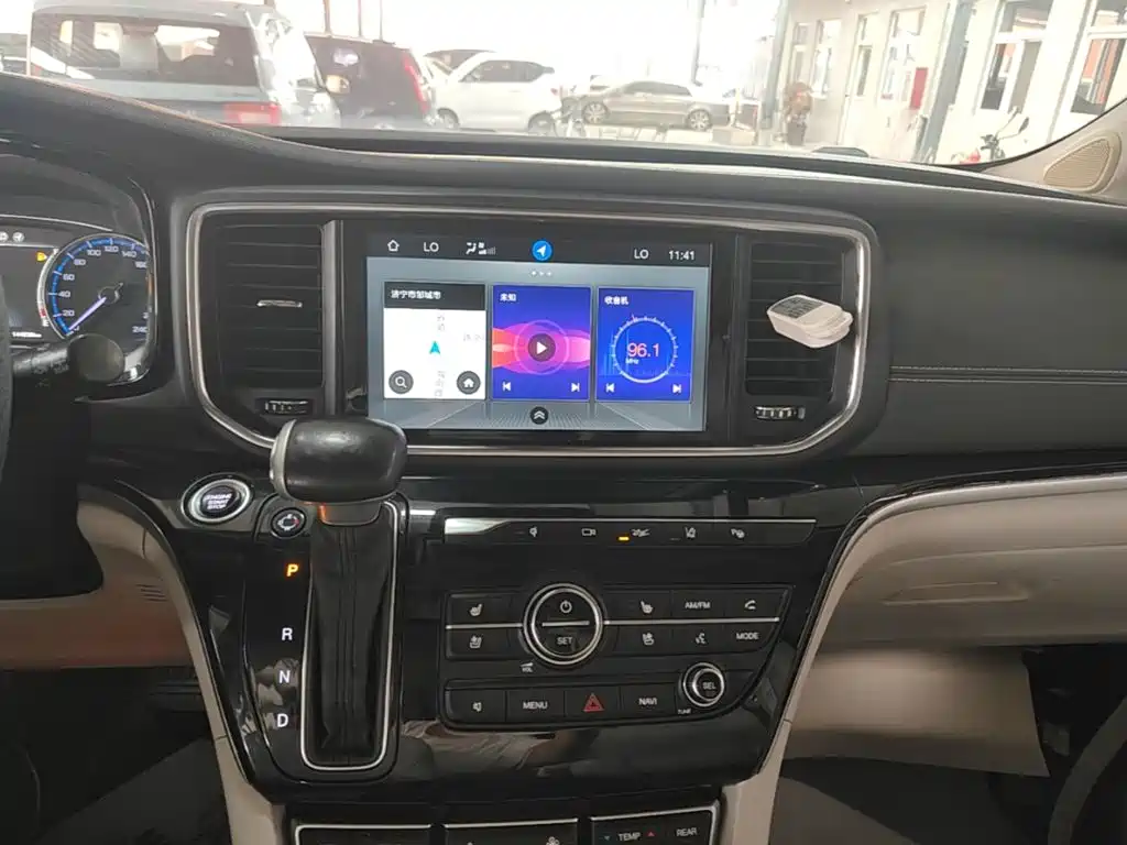 GAC Motor Trumpchi M8 — фото 13