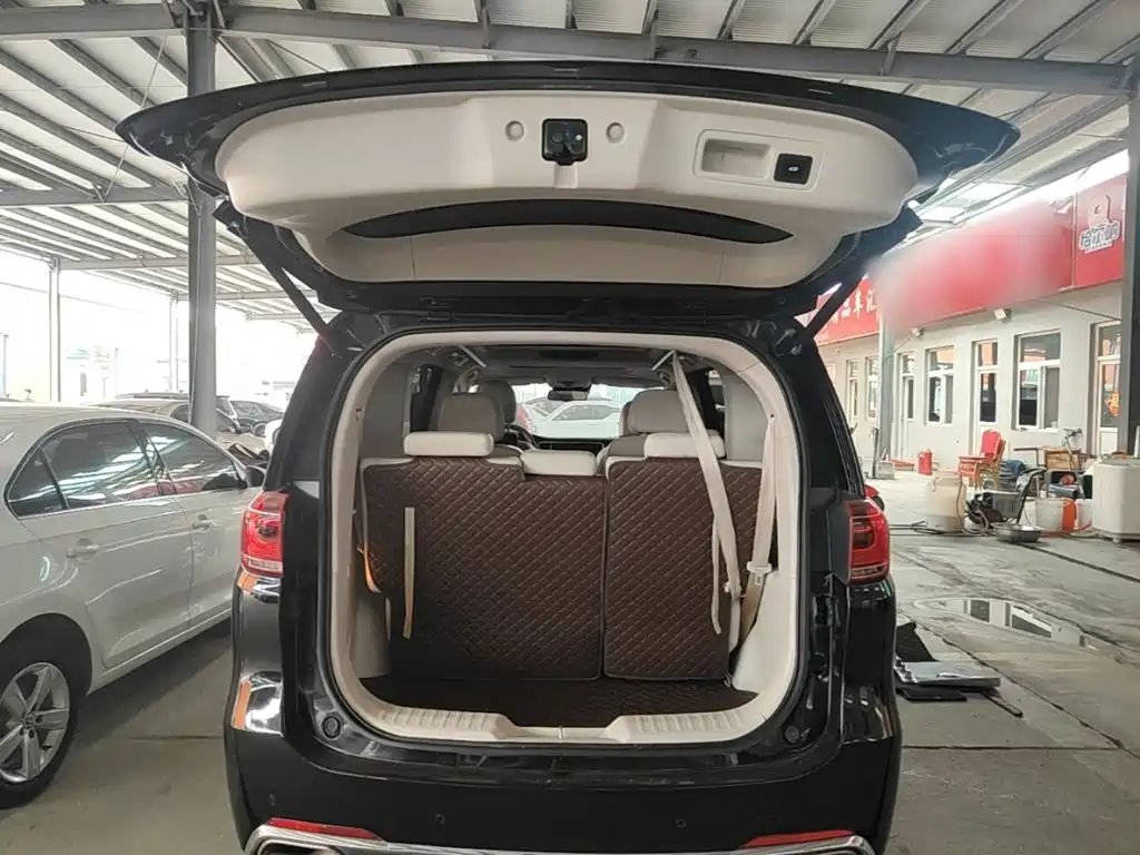 GAC Motor Trumpchi M8 — фото 19