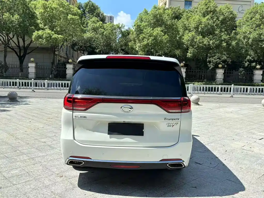 GAC Motor Trumpchi M8 — фото 13