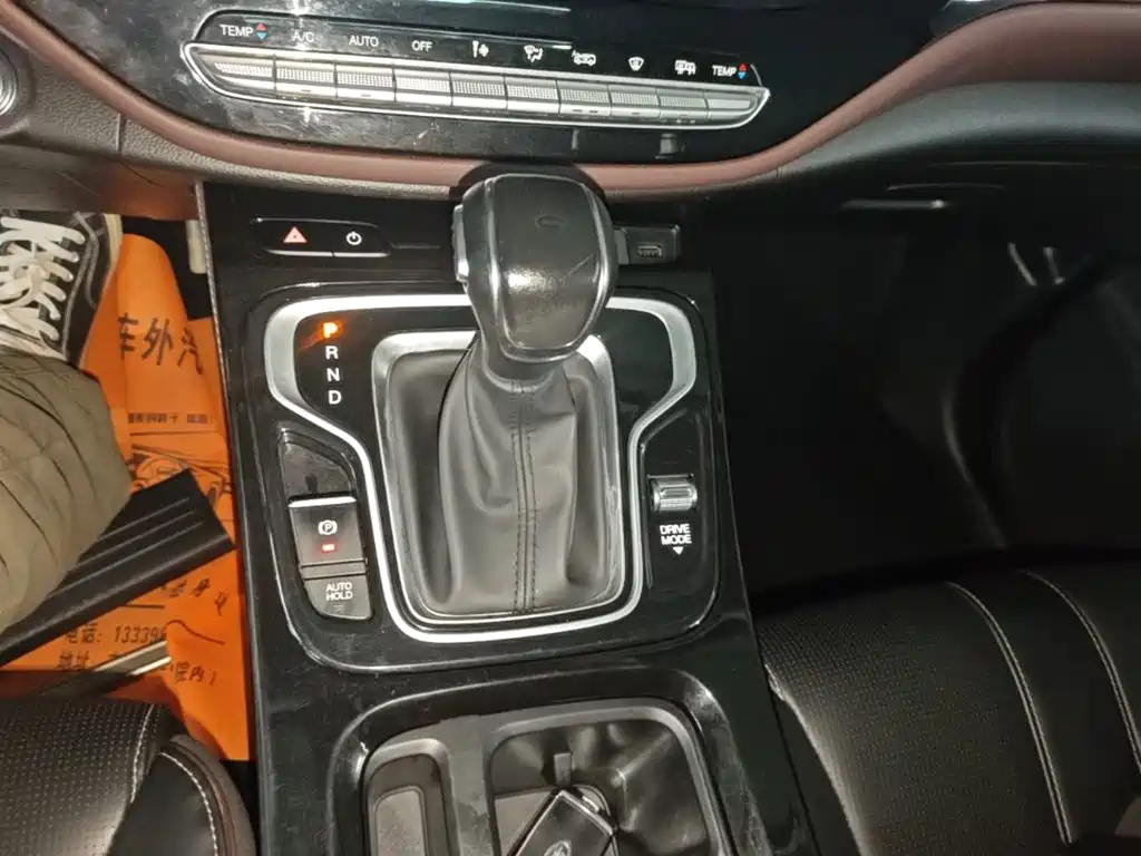 GAC Motor Trumpchi M6 — фото 14