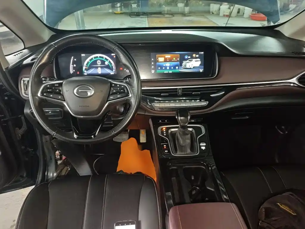 GAC Motor Trumpchi M6 — фото 10