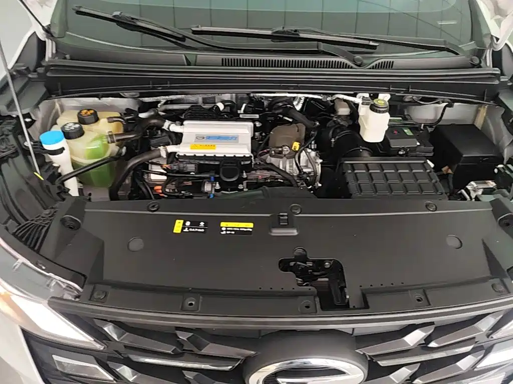 GAC Motor Trumpchi M6 — фото 20