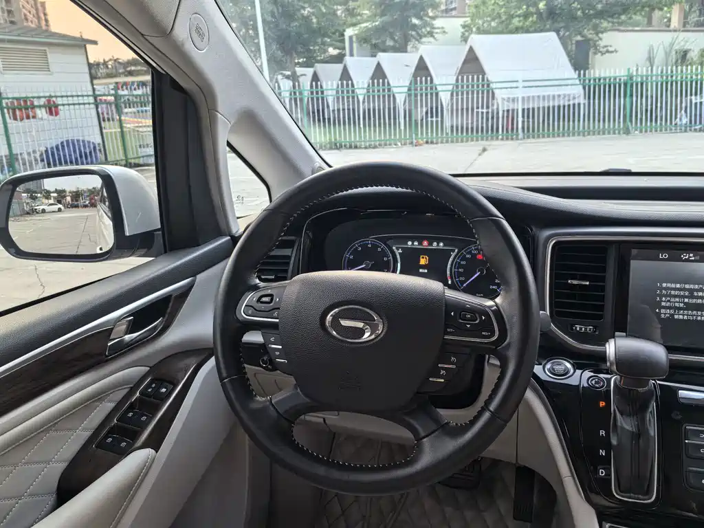 GAC Motor Trumpchi M8 — фото 14