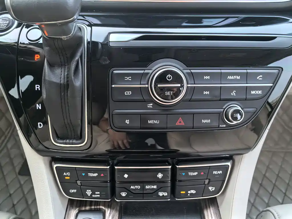 GAC Motor Trumpchi M8 — фото 22