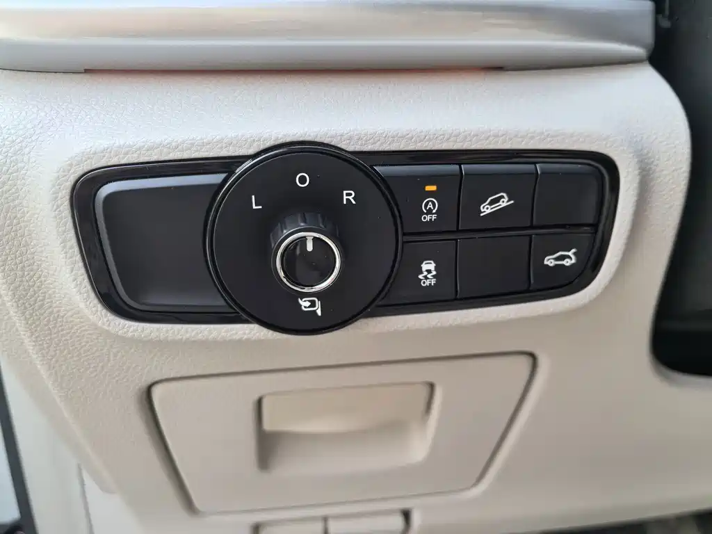 GAC Motor Trumpchi M8 — фото 26