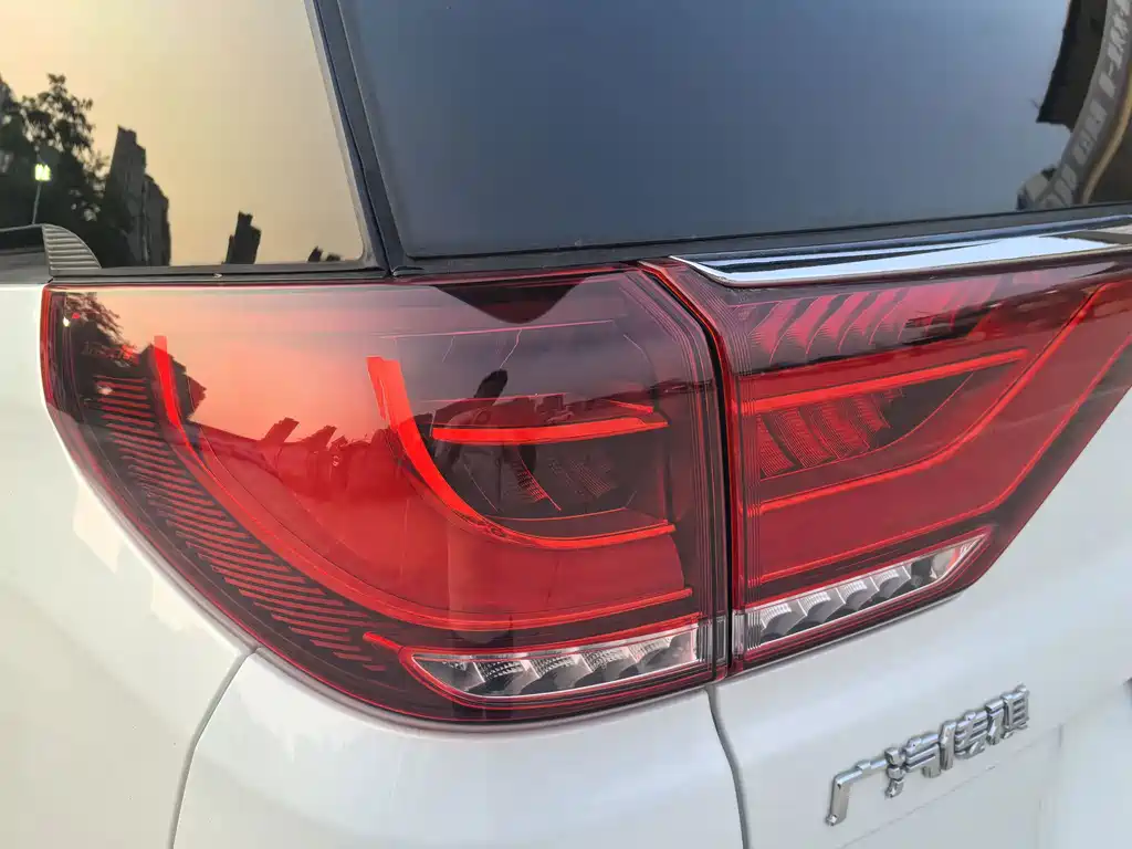 GAC Motor Trumpchi M8 — фото 34