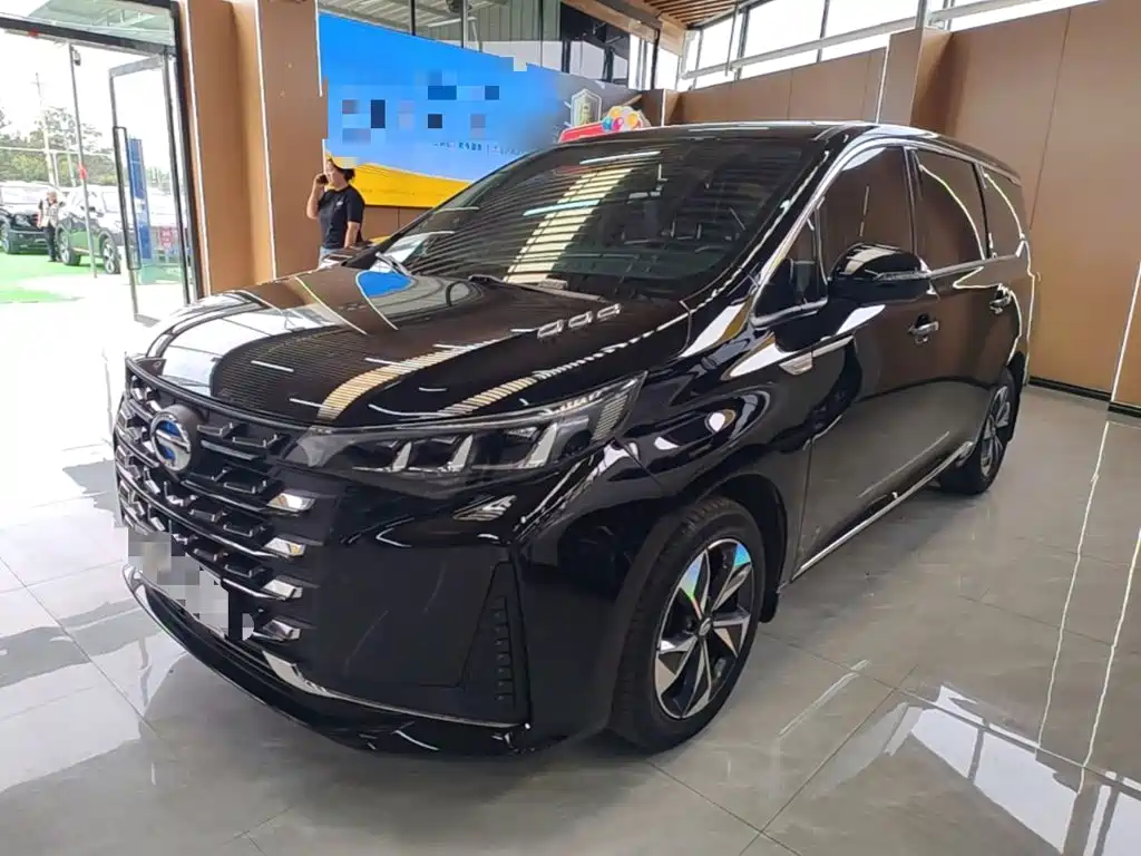 GAC Motor Trumpchi M6 — фото 2
