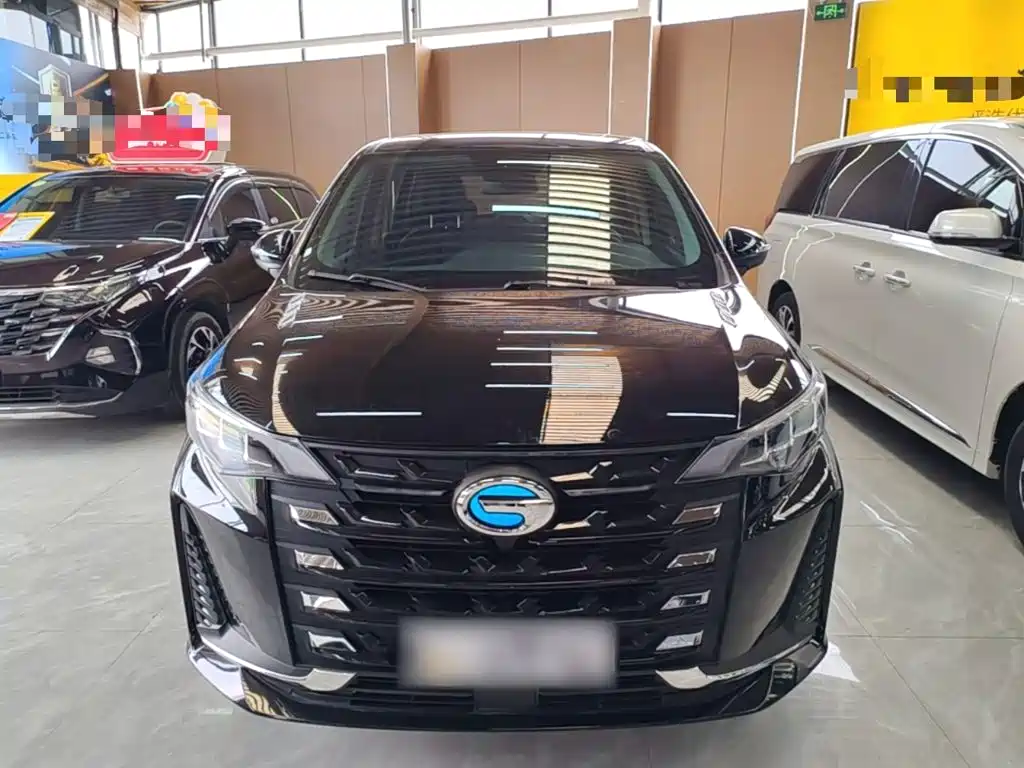 GAC Motor Trumpchi M6 — фото 3