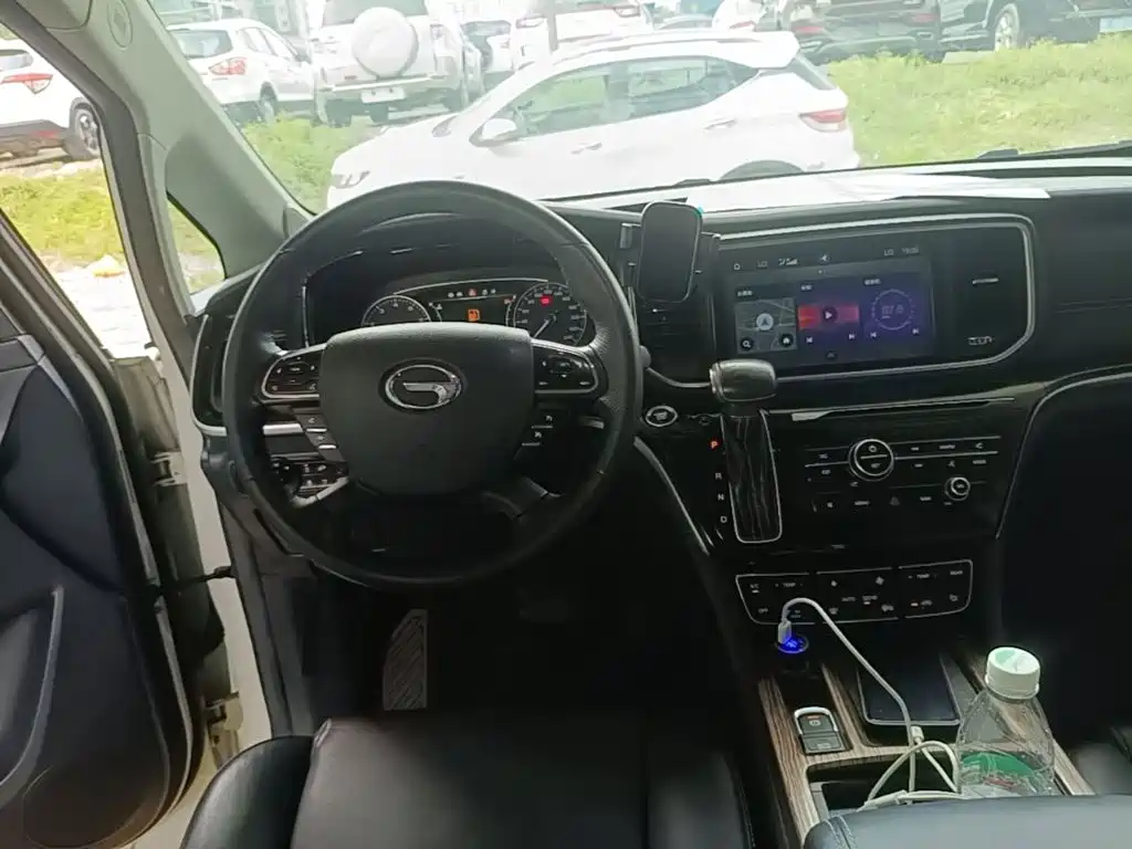 GAC Motor Trumpchi M8 — фото 10
