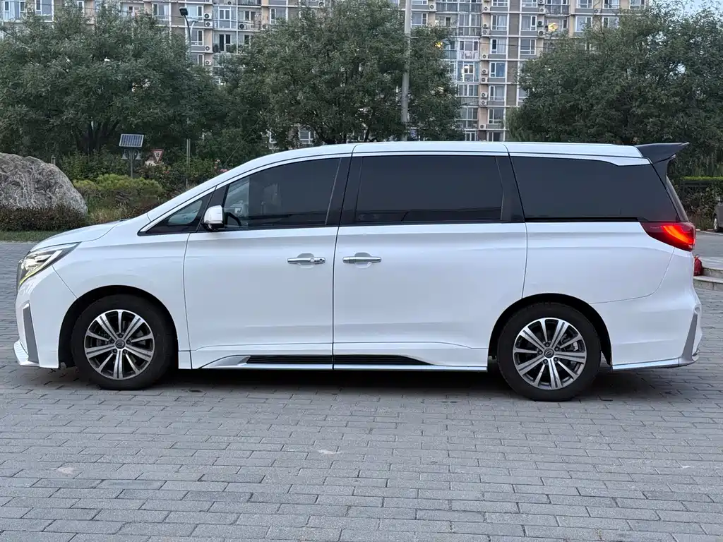 GAC Motor Trumpchi M8 — фото 7