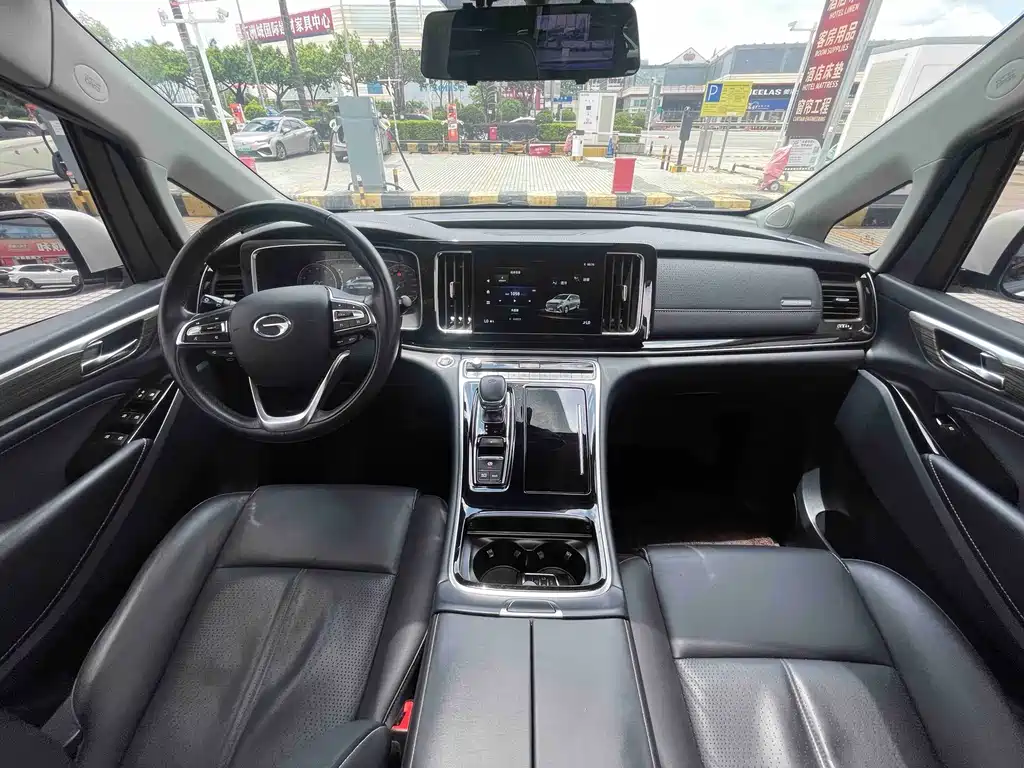 GAC Motor Trumpchi M8 — фото 13