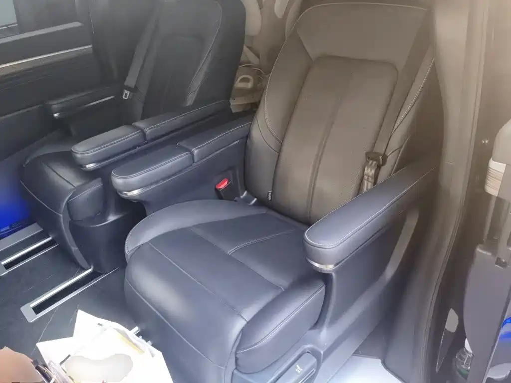 GAC Motor Trumpchi M8 — фото 13