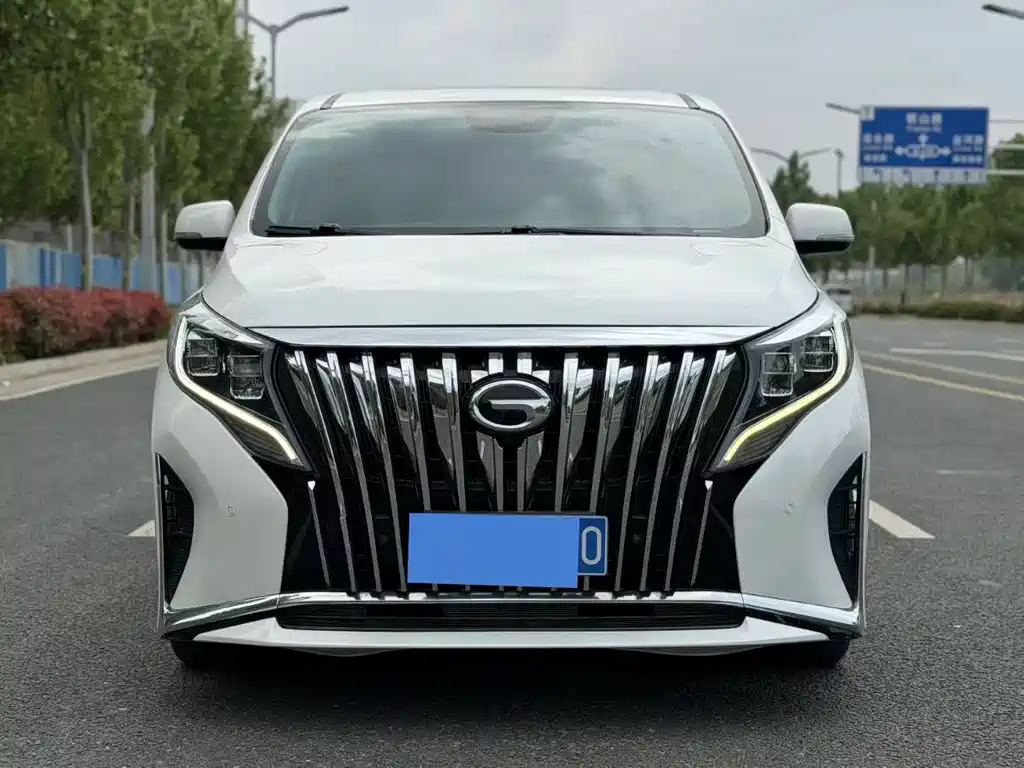 GAC Motor Trumpchi M8 — фото 2