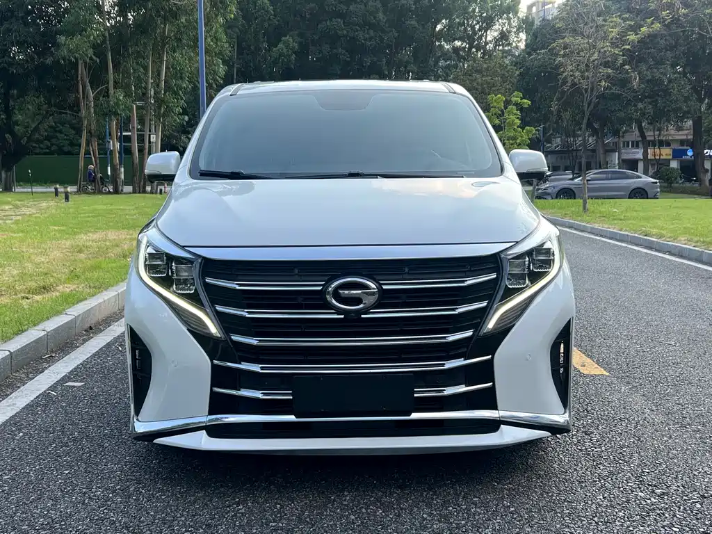 GAC Motor Trumpchi M8 — фото 2