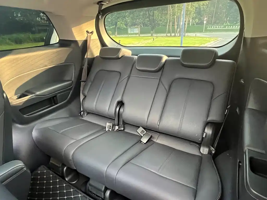 GAC Motor Trumpchi M8 — фото 14