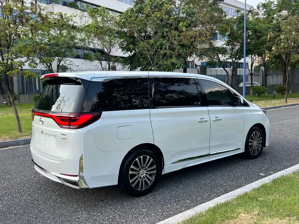 GAC Motor Trumpchi M8 — фото 5