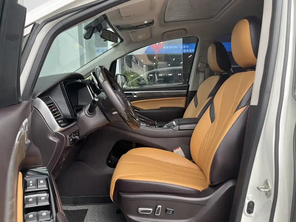 GAC Motor Trumpchi M8 — фото 8