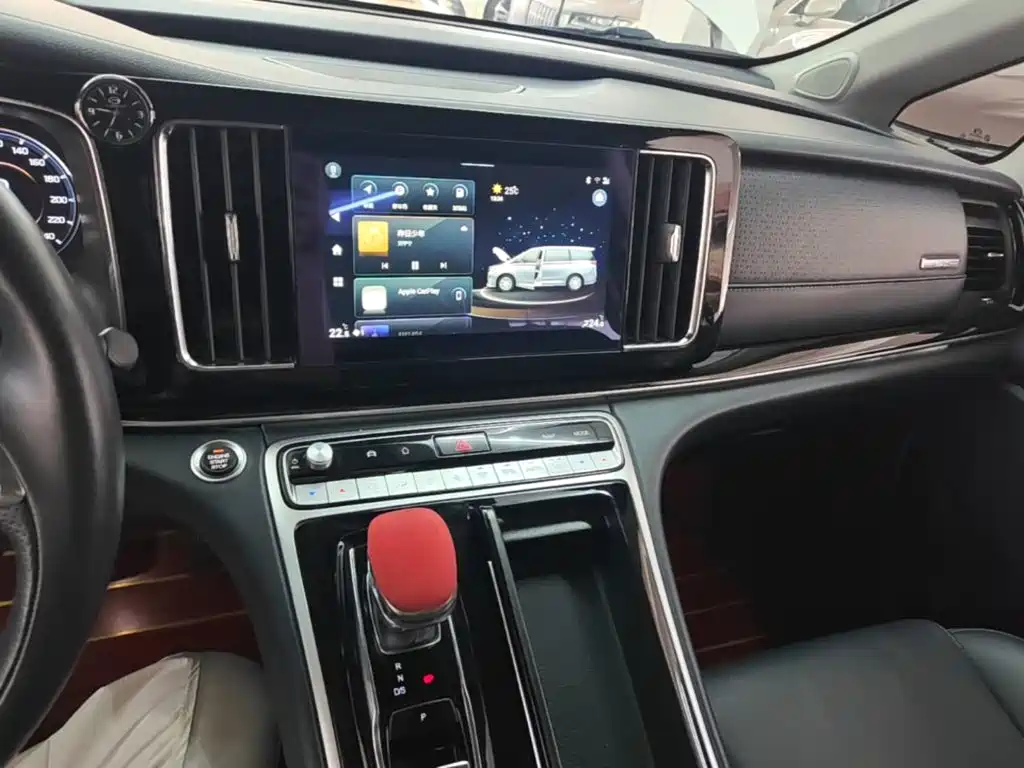 GAC Motor Trumpchi M8 — фото 10