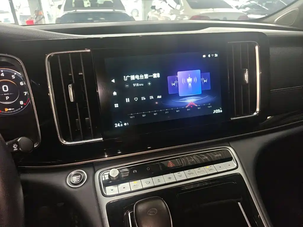 GAC Motor Trumpchi M8 — фото 13