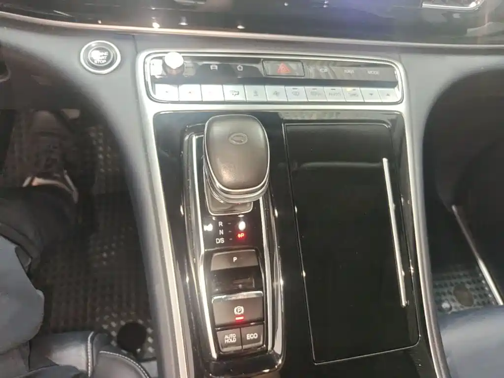 GAC Motor Trumpchi M8 — фото 14