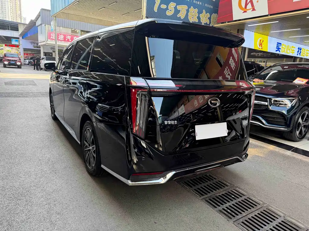 GAC Motor Trumpchi M8 — фото 6