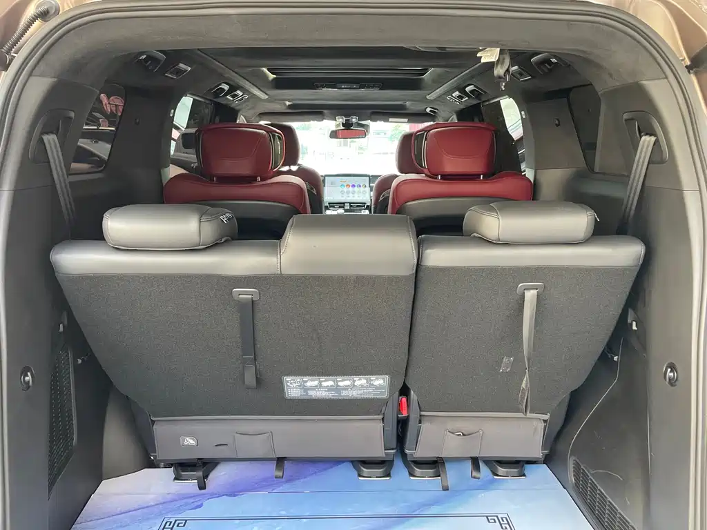 GAC Motor Trumpchi M8 — фото 18