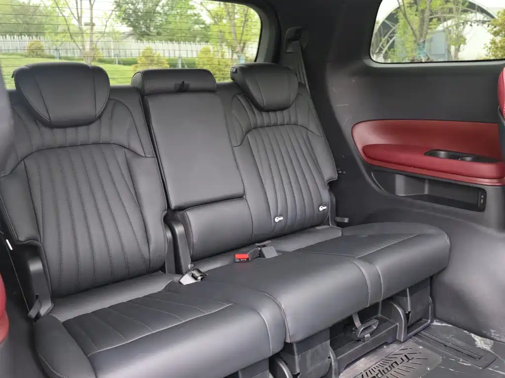GAC Motor Trumpchi M8 — фото 24