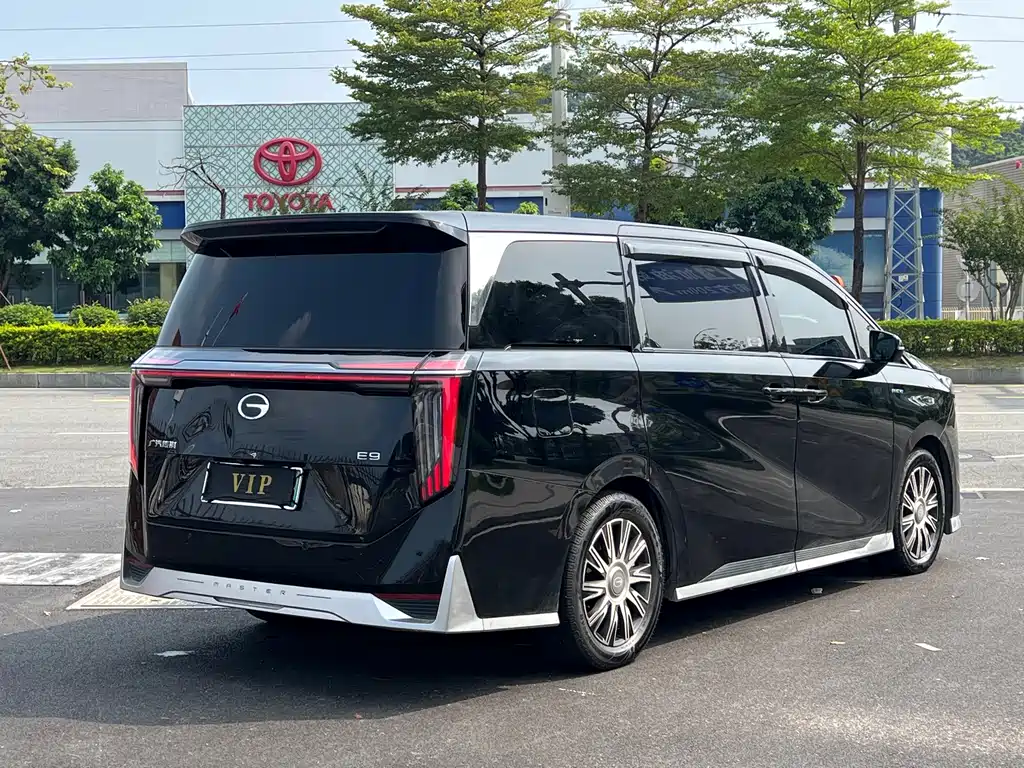 GAC Motor Trumpchi E9 — фото 13