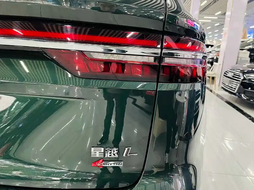Geely Xingyue L — фото 14