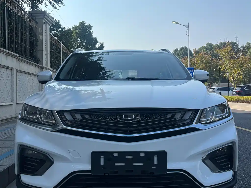 Geely Binyue NEV — фото 2