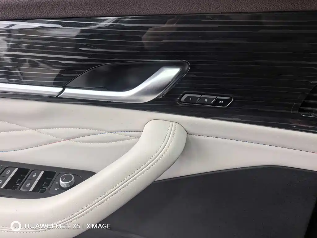 Geely Xingyue L — фото 11