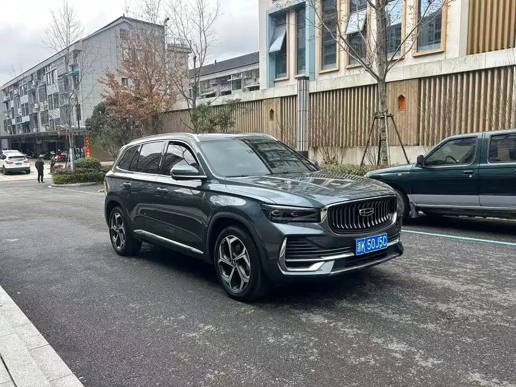 Geely Xingyue L — фото 3