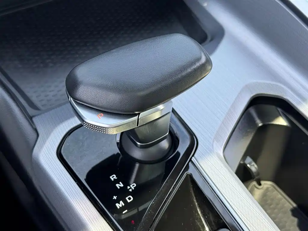 Geely Xingrui — фото 25