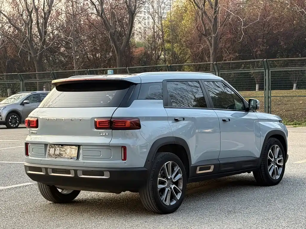 Geely Icon — фото 16