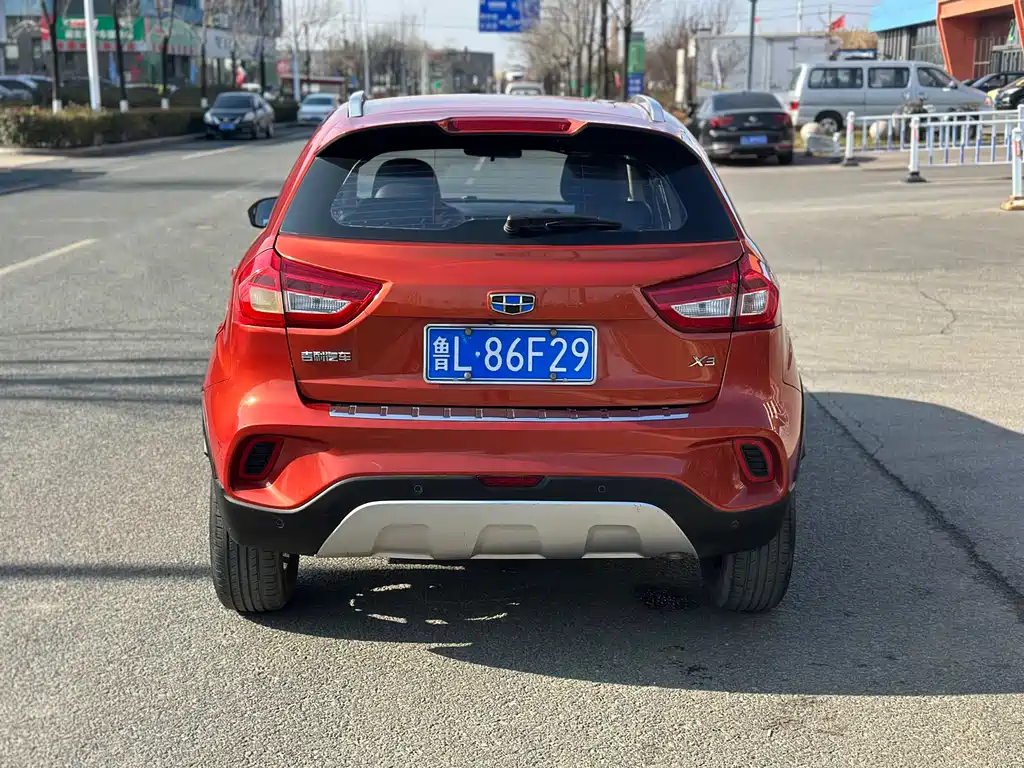 Geely Vision X3 — фото 7