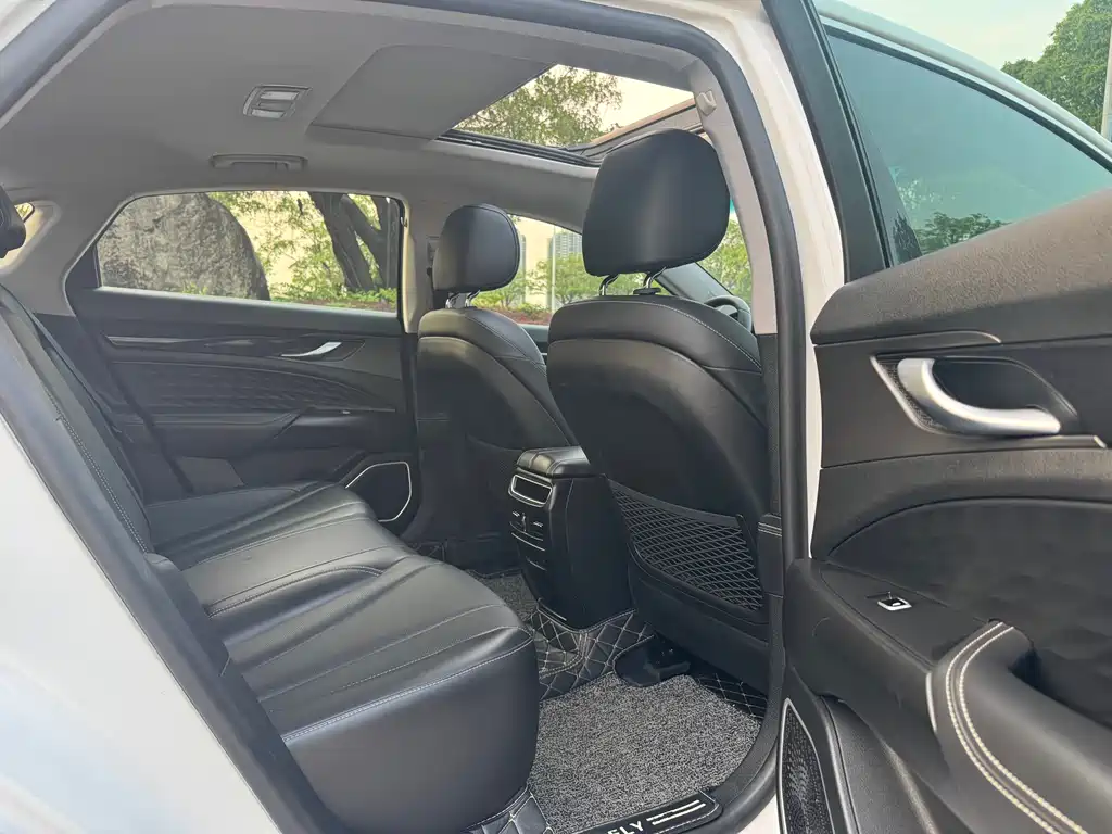 Geely Borui — фото 8