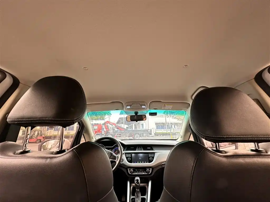 Geely Vision X3 — фото 8
