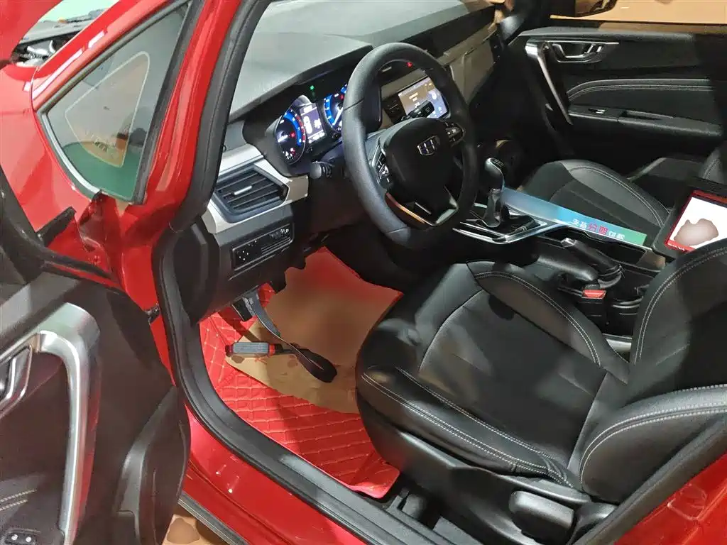 Geely Vision X3 — фото 16