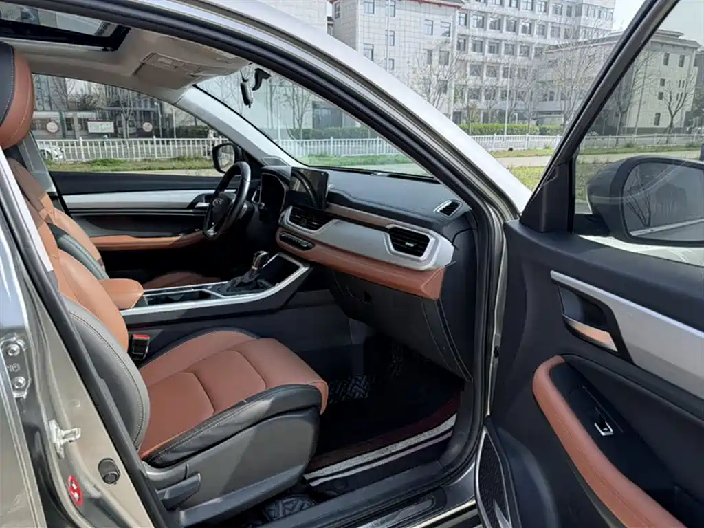 Geely Vision X6 — фото 17