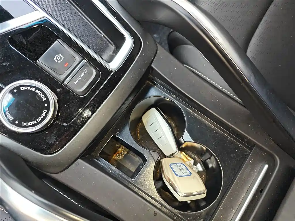 Geely Boyue — фото 9