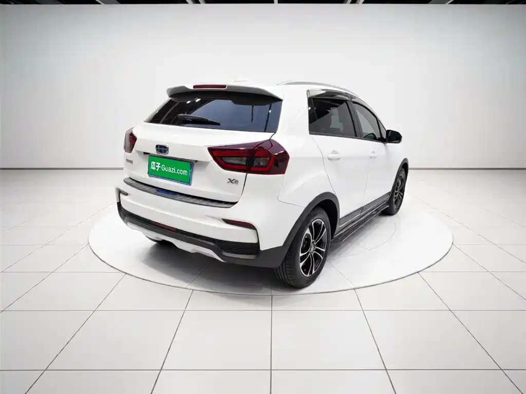 Geely Vision X3 — фото 7