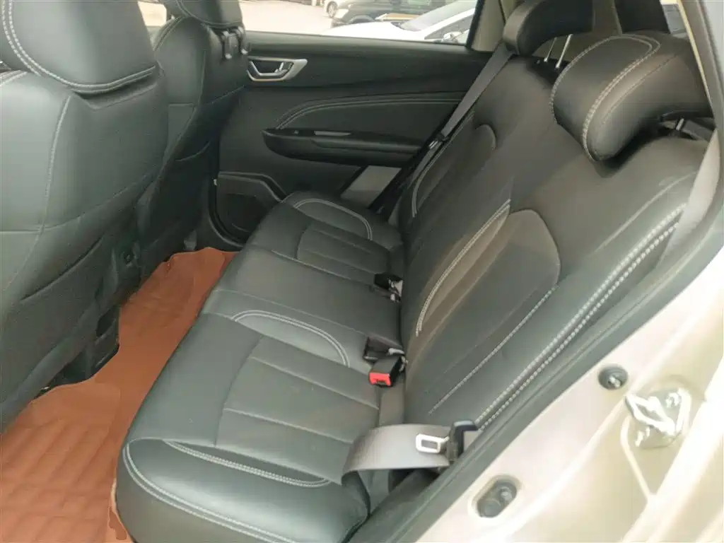 Geely Vision X3 — фото 17