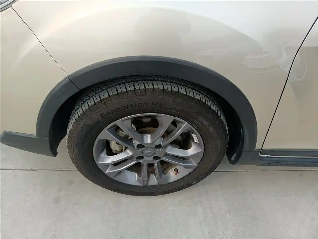 Geely Vision X3 — фото 23