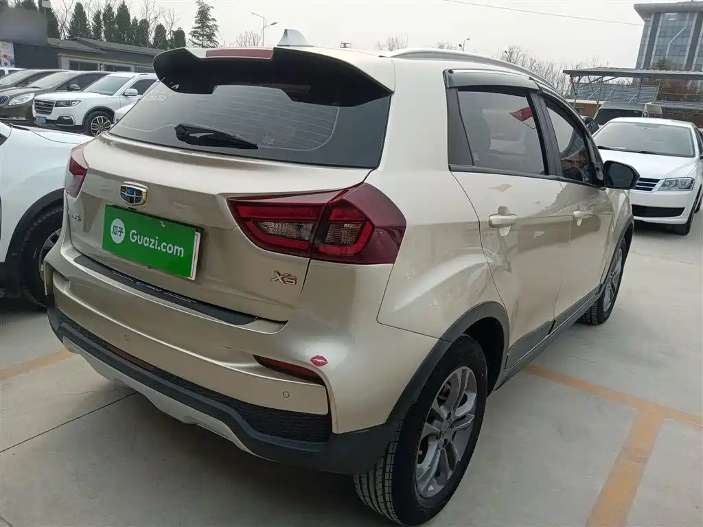 Geely Vision X3 — фото 7