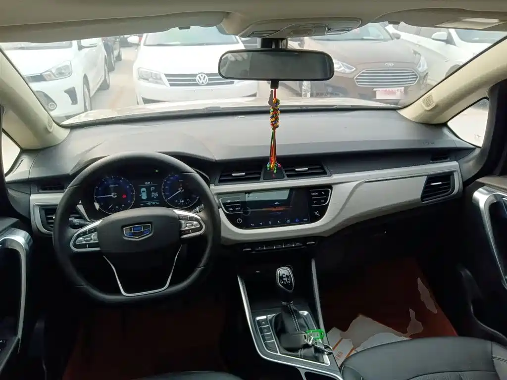 Geely Vision X3 — фото 10